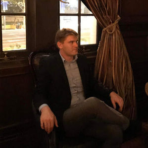 Meet your Posher, Simon